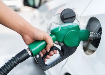 Προκαλείς ζημιά στο μοτέρ αν βάζεις βενζίνη ενισχυμένη αντί για απλή;