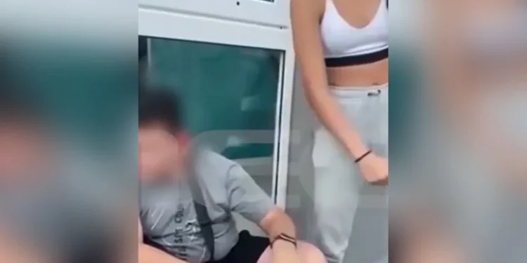 Ηράκλειο: Νέο περιστατικό ακραίου bullying -15χρονη μαθήτρια βασάνισε 13χρονο έξω από σχολείο [βίντεο]