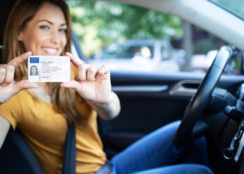 Νέες ταυτότητες αλλά και νέα διπλώματα οδήγησης -Τι μορφή θα έχουν οι άδειες οδήγησης