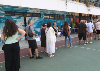 Εκλογές ΣΥΡΙΖΑ: Δόθηκε παράταση μίας ώρας, στις 9 κλείνουν οι κάλπες -Μεγάλη η συμμετοχή, ξεπέρασε τις 120.000