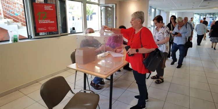 ΣΥΡΙΖΑ: Άνοιξαν οι κάλπες, ψηφίζουν για νέο πρόεδρο – 570 εκλογικά τμήματα σε όλη τη χώρα