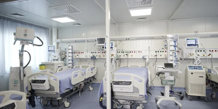 Ενδονοσοκομειακές λοιμώξεις: Αρνητική πρωτιά για την Ελλάδα, σχεδόν 1 στους 2 με μικρόβιο στις ΜΕΘ