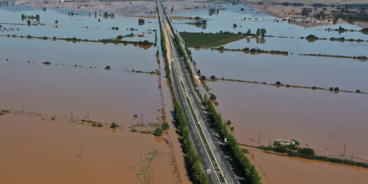 Στις 17.00 ανοίγει η Εθνική Οδός Αθηνών-Θεσσαλονίκης -Μόνο για τα ΙΧ, από την αριστερή λωρίδα η κυκλοφορία