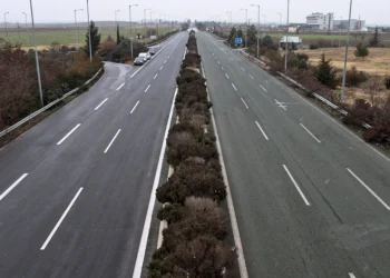 Κλειστή η Εθνική για Αθήνα και Θεσσαλονίκη – Κομμένη στα δύο η χώρα