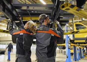 Η Γερμανία ξεκινά το μεγαλύτερο πιλοτικό πρόγραμμα τετραήμερης εργασίας -Χωρίς μείωση μισθού