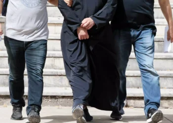 Χαλκίδα: Συνελήφθη παπάς διευθυντής ορφανοτροφείου – Απείλησε με βέργα 12χρονο φιλοξενούμενο στο ίδρυμα