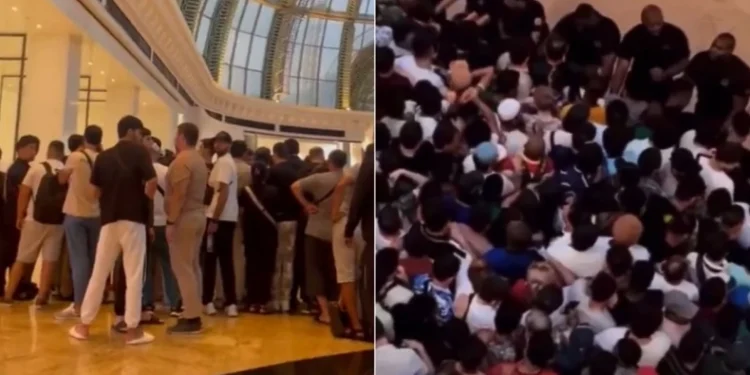 Έπαιξαν ξύλο για τα iPhone 15 (vid)