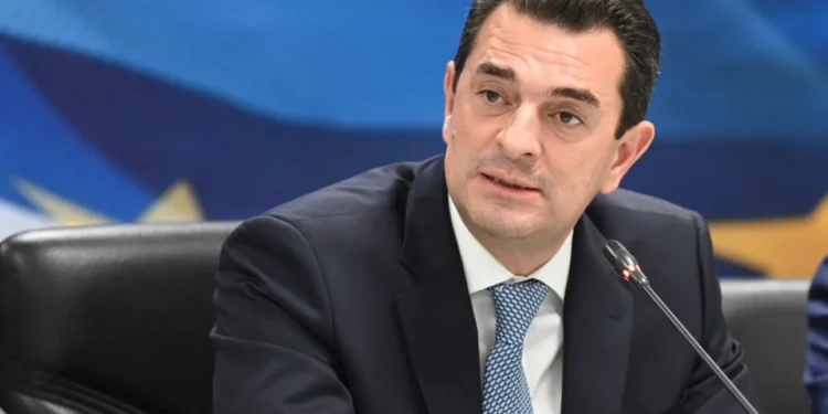 Σκρέκας: Τα 4 μέτρα για τις ανατιμήσεις και την αισχροκέρδεια -Νέα έκπτωση 5% για έξι μήνες σε συγκεκριμένα προϊόντα