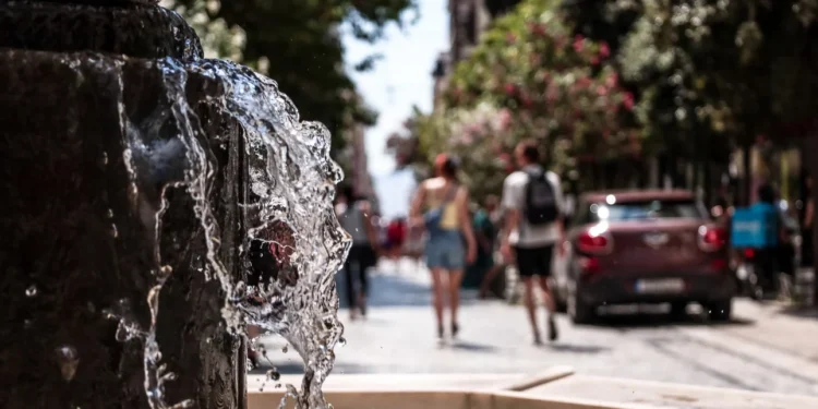 Καιρός: Εως 33 βαθμούς η θερμοκρασία σήμερα -Πόσο θα συνεχιστεί το καλοκαίρι