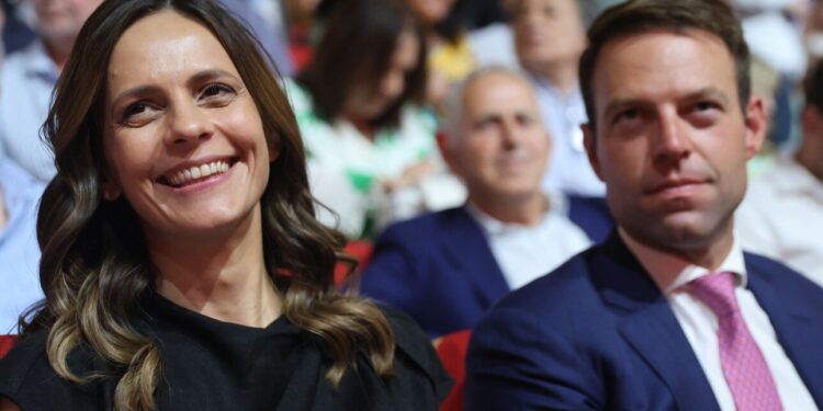 Αχτσιόγλου ή Κασσελάκης: Εκλέγει αρχηγό ο ΣΥΡΙΖΑ – Οι ακραίες κόντρες και η επόμενη ημέρα