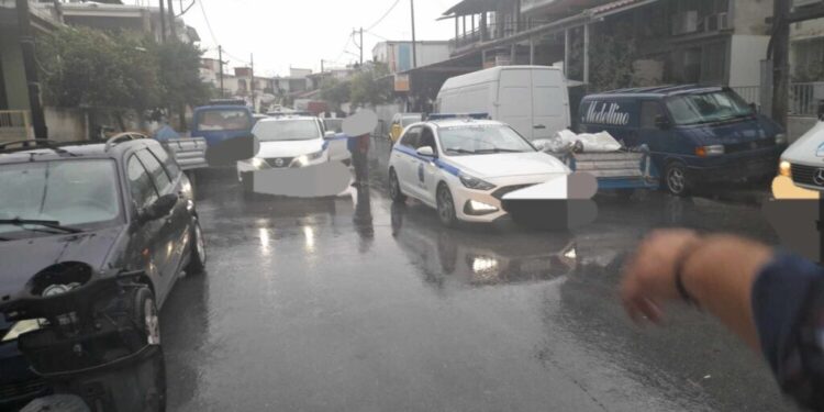 Άγρια συμπλοκή με πυροβολισμούς στη Λάρισα κοντά σε σχολείο – Αναφορές για τραυματίες (φωτο)