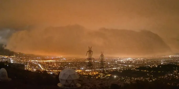 Βίντεο με τρομακτικό σύννεφο που κάλυψε την Αττική και έφερε την νεροποντή