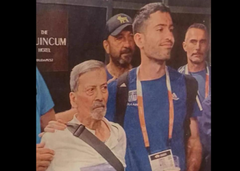 Συγκλονίζει ο παππούς του Μίλτου Τεντόγλου: «Πήγα με χημειοθεραπείες και μορφiνη να τον δω στη Βουδαπέστη»