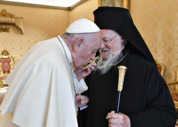 Βατικανό: O Οικουμενικός Πατριάρχης Βαρθολομαίος και ο πάπας Φραγκίσκος, στην Οικουμενική Ολονυκτία