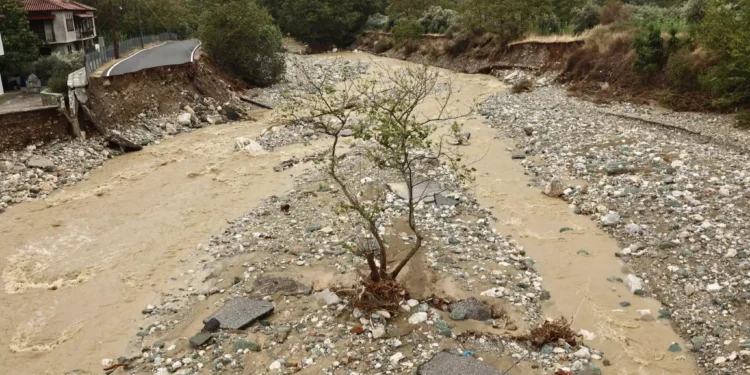 Κακοκαιρία Daniel – Πήλιο: Θρίλερ με ζευγάρι νεόνυμφων Αυστριακών – Παρασύρθηκε το σπίτι τους, έχουν εξαφανιστεί από προχθές