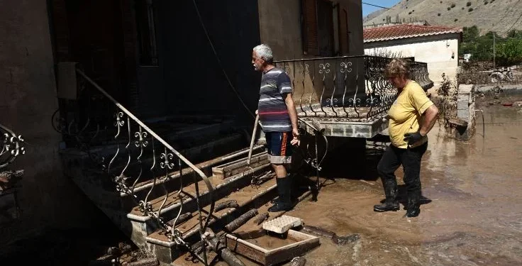 Λάσπη και συντρίμμια: Η καταστροφή στη Φαρκαδόνα σε 17 φωτό -Πώς είναι το χωριό και τα σπίτια σήμερα