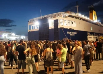 Ηχητικό ντοκουμέντο από τη συνομιλία καπετάνιου-πληρώματος στο λιμάνι του Ηρακλείου: «Καθίστε πίσω μπας και φύγουνε»