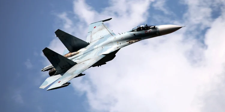 Μαύρη Θάλασσα: Ρωσικό μαχητικό Σουκχόι εκτόξευσε 2 πυραύλους για να καταρρίψει βρετανικό κατασκοπευτικό αλλά… αστόχησε!