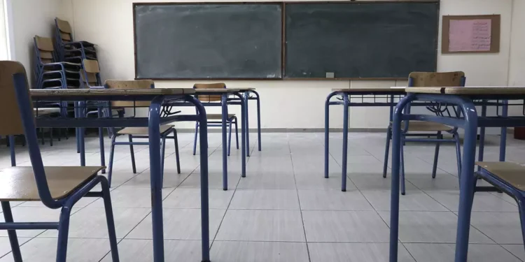 Ηράκλειο: Επίθεση με σουγιά μεταξύ μαθητών, της έσκισε τα ρούχα
