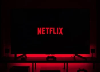 Τo Netflix ψάχνει υπάλληλο στην Ελλάδα: Αναλυτικά ο μισθός, τα μπόνους και τα ταξίδια
