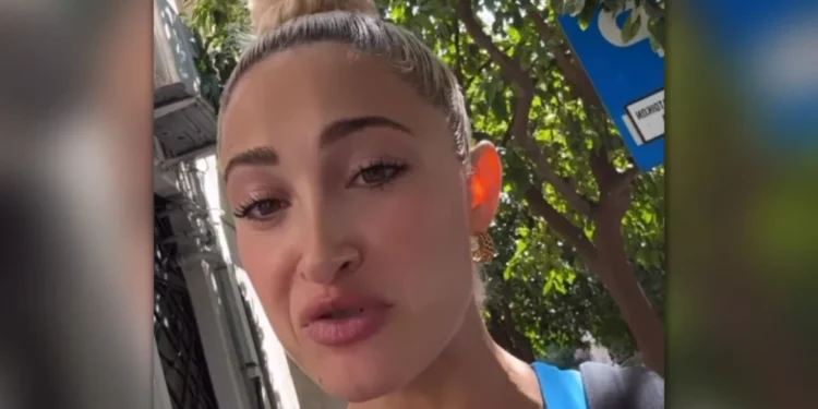 Τούνη: Έξαλλη με καλεσμένη στη βάφτιση του γιου της που διέρρευσε το προσκλητήριο – «Μη σώσει κι έρθει»