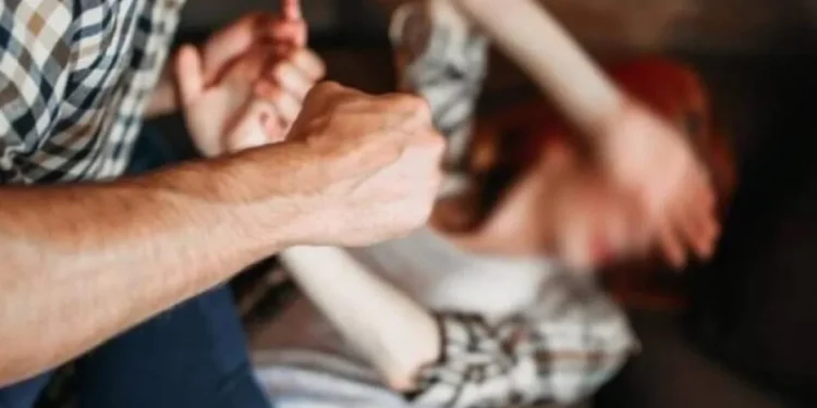 Βόλος: Φρίκη για 22χρονη και το 2,5 ετών παιδί της – Ο Αλβανός σύζυγος τους κρατούσε φυλακισμένους για 2 χρόνια