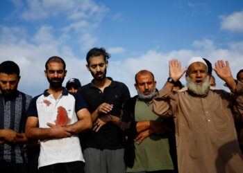 Γάζα: Οι γονείς θάβουν τα παιδιά τους – Θρήνος και οργή στις κηδείες