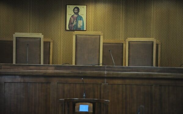 Δικαστική απόφαση- σταθμός για παιδιά ομόφυλων ζευγαριών στην Ελλάδα