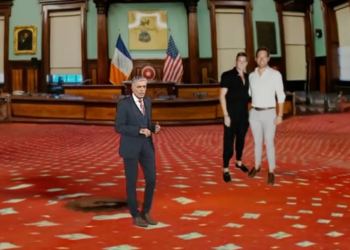 Παγκόσμια αποκλειστικότητα Ευαγγελάτου: Βρέθηκε ακάλεστος στον γάμο του Κασσελάκη