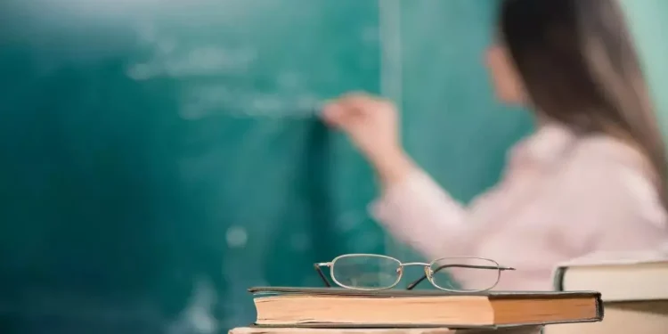 Τέλος στη ζωή της έδωσε 36χρονη φιλόλογος που είδε γραμμένο σε τοίχο το «Όνο όνο ήτο»