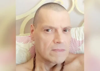 Γιώργος Δασκαλάκης: Καρκίνε μπορεί να με έχεις λυγίσει και τσακίσει, μάντεψε όμως ποιος θα νικήσει