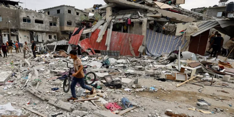 Πόλεμος στο Ισραήλ: Δεν έχει τέλος το σφυροκόπημα στη Γάζα – Επίθεση από ξηρά, θάλασσα και αέρα