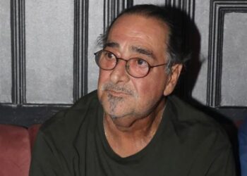 Βασίλης Καρράς: Μάχη ζωής σε νοσοκομείο στη Θεσσαλονίκη – Τα 3 πράγματα που ζήτησε