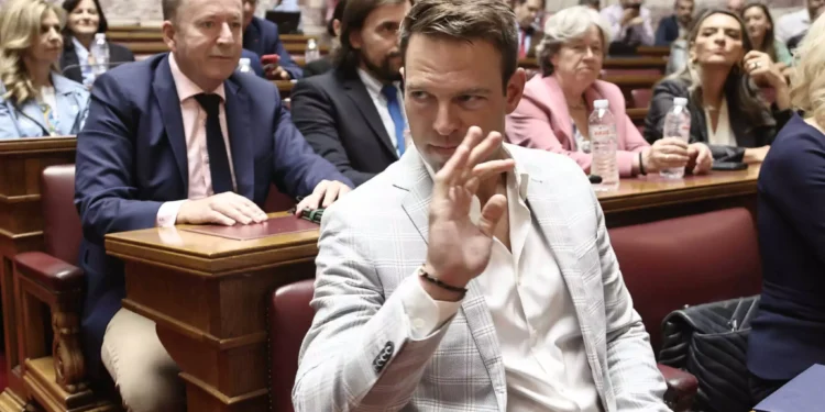 ΣΥΡΙΖΑ: Πέρασε η πρόταση Κασσελάκη για το συνέδριο – Πως ψήφισαν τα μέλη της Πολιτικής Γραμματείας