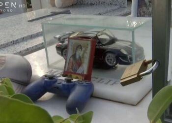 Mad Clip: Άγνωστοι έκαναν πλιάτσικο στον τάφο του ράπερ