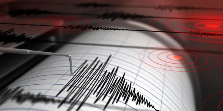 Ισχυρός σεισμός 6,6 Ρίχτερ στην Ιαπωνία – Προειδοποίηση για τσουνάμι