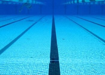 Ηράκλειο: Άνδρας κοιτούσε την προπόνηση παιδιών σε κολυμβητήριο και αυνανιζόταν