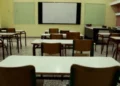 Πέταξαν καπνογόνο στο γραφείο διευθύντριας σε ΕΠΑΛ του Ταύρου