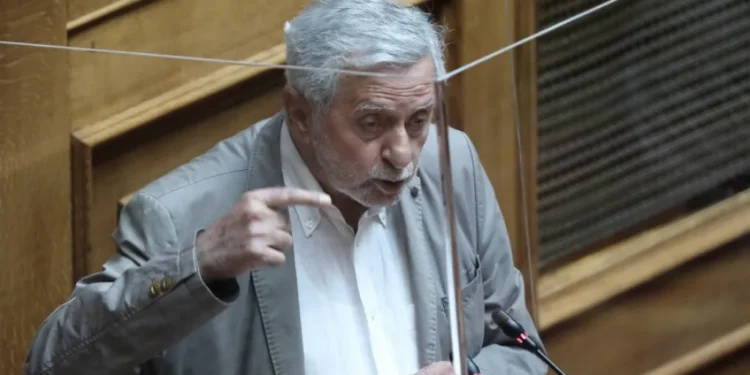 «Μπουρλότο» από Δρίτσα: Να θέσει εαυτόν εκτός ΣΥΡΙΖΑ ο Στ. Κασσελάκης