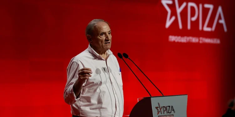 Τζουμάκας για την διαγραφή του από τον Κασσελάκη: Θα τρίζουν τα κόκκαλα του Ανδρέα Παπανδρέου