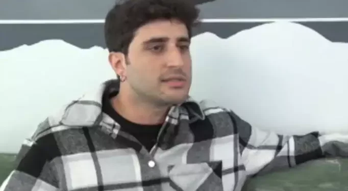 Γιάννης Βασιλώττος: «Θα μπορούσα να είμαι σε σχέση με άντρα, αλλά όχι να έχουμε σεξουαλική επαφή»