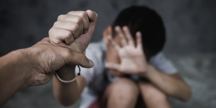 Λάρισα: Νεαρός προσπάθησε να βιάσει ανήλικη σε δρόμο