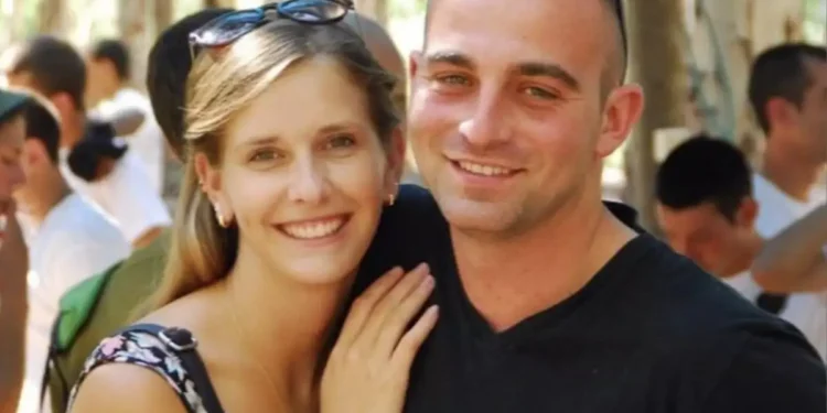 Πόλεμος στο Ισραήλ: Έκρυψαν τα δίδυμα παιδιά τους σε καταφύγιο πριν σκοτωθούν από τρομοκράτες της Χαμάς