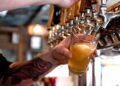 «Σε κίνδυνο» η μπύρα: Η κλιματική κρίση αλλάζει τη γεύση και ποιότητά της