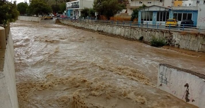 Ρόδος: Πλημμύρες και κατολισθήσεις λόγω της κακοκαιρίας – Καθυστερήσεις σε πτήσεις