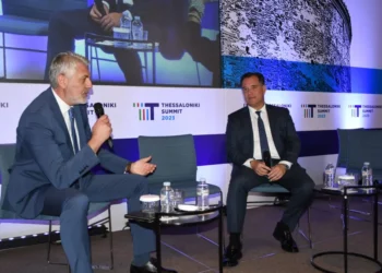 Πότε ξεκινάει η ψηφιακή κάρτα εργασίας σε βιομηχανία και λιανεμπόριο