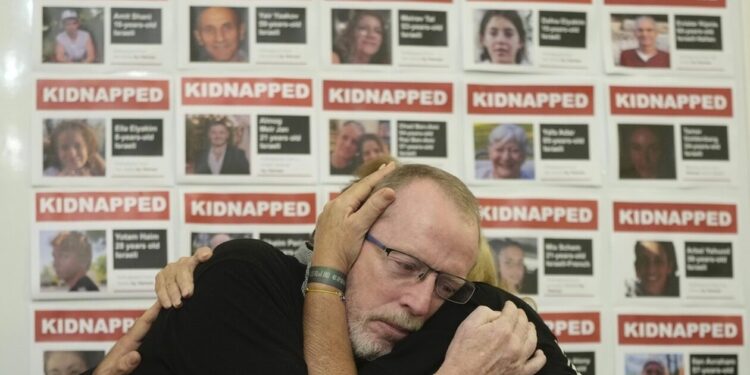 Ισραήλ: «Ανταλλάσσει» 300 Παλαιστίνιους κρατουμένους με 50 ομήρους – Η επόμενη ημέρα στη Γάζα