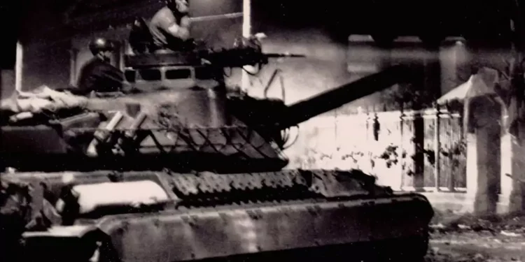 17 Νοεμβρίου 1973 – 50 χρόνια Πολυτεχνείο: Οι 3 ημέρες που έμειναν στην ιστορία της σύγχρονης Ελλάδας – Η εξέγερση «καρφί» στο φέρετρο της Χούντας