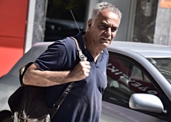 Πάνος Σκουρλέτης: Πάει στη Δίωξη Ηλεκτρονικού Εγκλήματος για το τρολ «Πεν Νταλαούρα»
