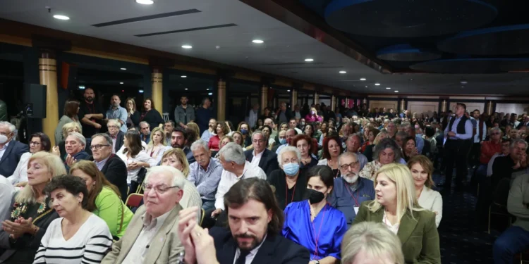 ΣΥΡΙΖΑ: Διάσπαση σε δόσεις – Εκτός η «Ομπρέλα», μένει ώσπου να… φύγει η Αχτσιόγλου και χαρακτηρίζει ακροδεξιό τον Κασσελάκη